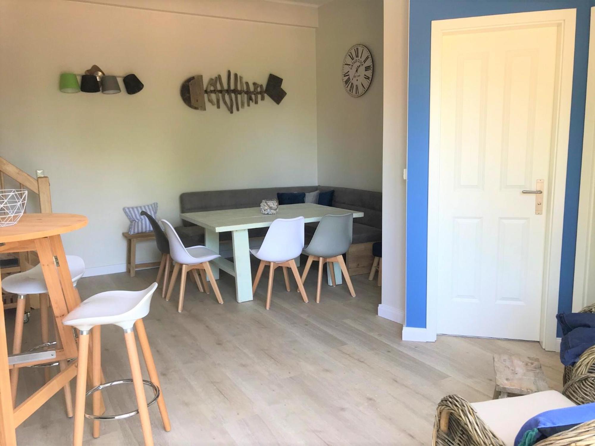 Hotel Friesischer Hof, Mit Indoor Spielplatz, Kostenfreien Parkplatz Und W-lan 3*